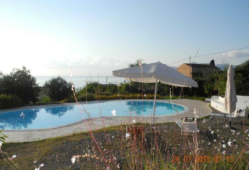 مبيت وإفطار Note Di Salina