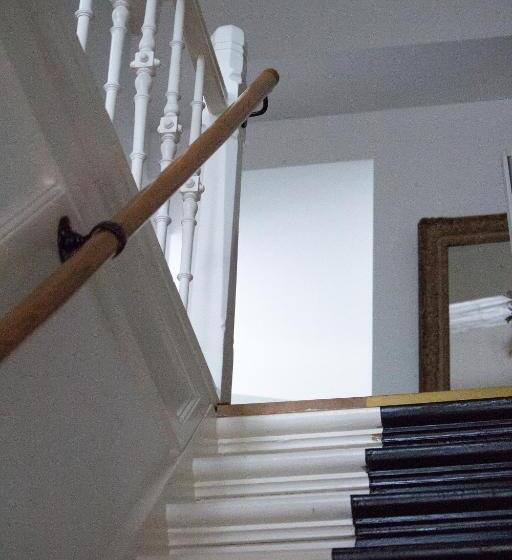 تختخواب و صبحانه Nr22 Leiden