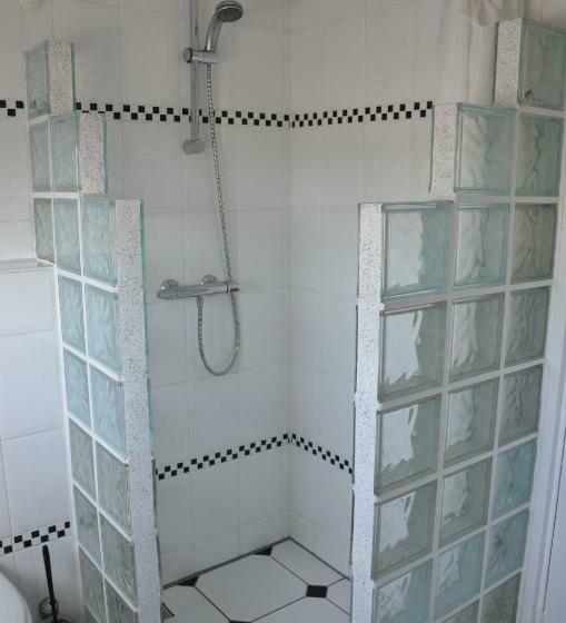 مبيت وإفطار Pension  T Hofje 350 Meter Van Het Strand