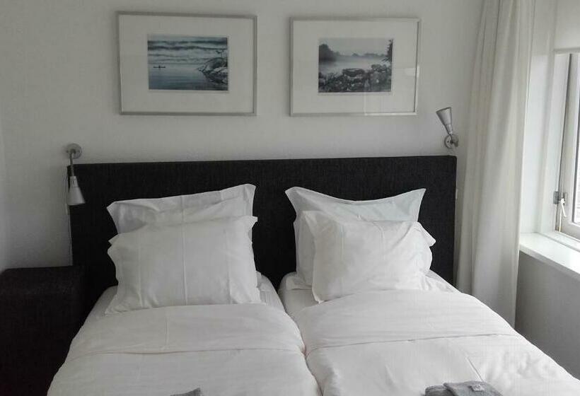 مبيت وإفطار Pension  T Hofje 350 Meter Van Het Strand