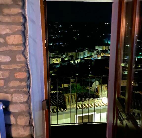 ベッドアンドブレックファースト View & Wine