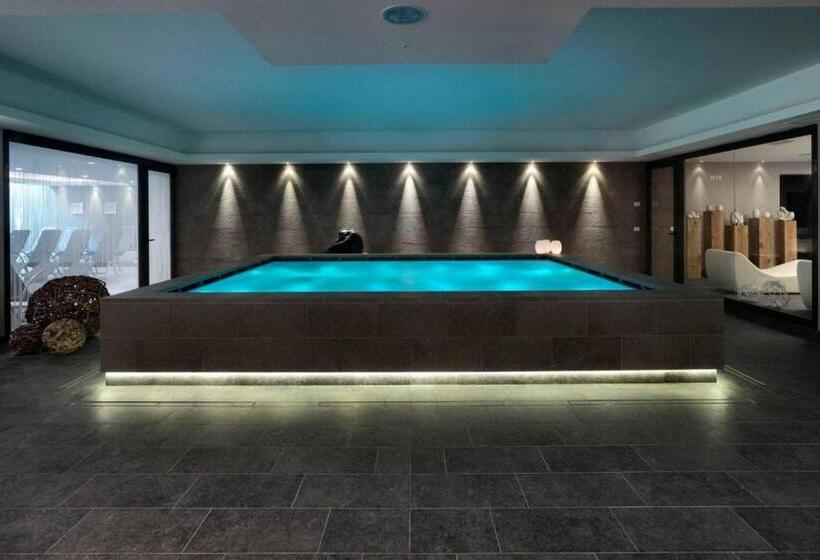 Garda Thermae Village