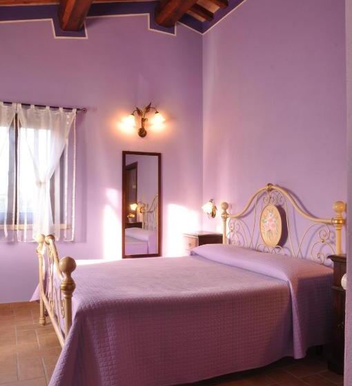 فندق Agriturismo Arcobaleno Della Torretta