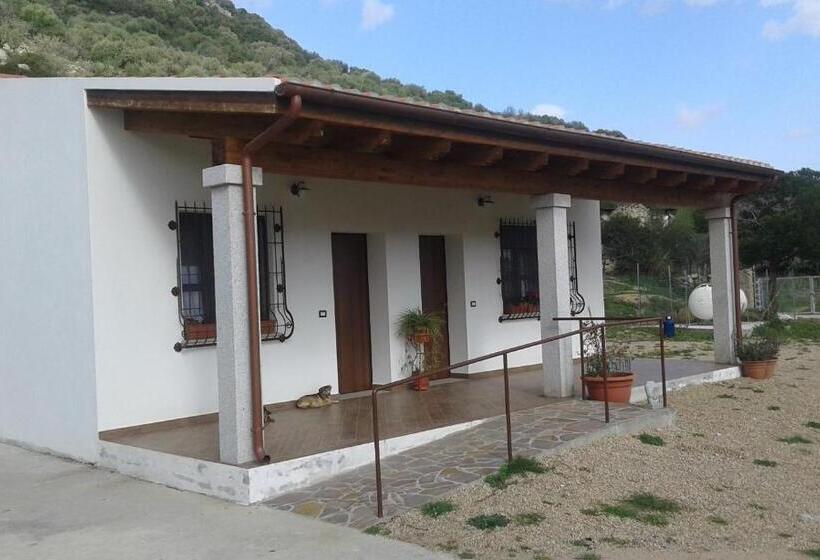 Hotel Agriturismo Locoe