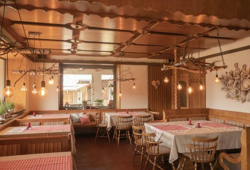 酒店 Erlebnishof Tschabitscher