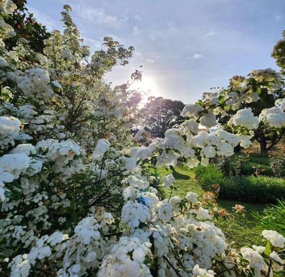 فندق Lalani B&b/self Catering Cottages