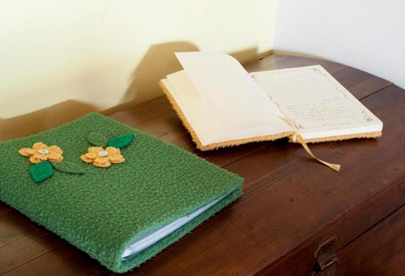 酒店 Agriturismo Podere Il Corniolino