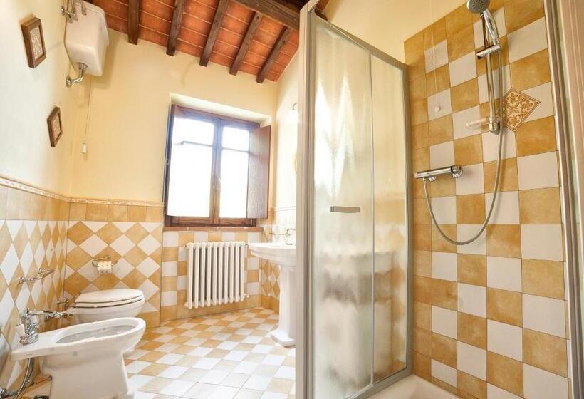 فندق Agriturismo Podere Il Corniolino