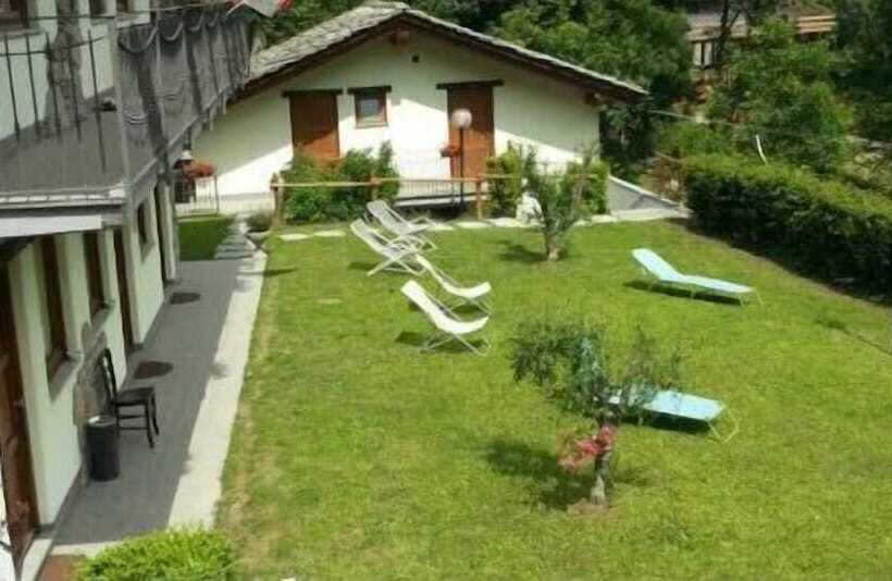 בית מלון כפרי Ristoro Saint Roch