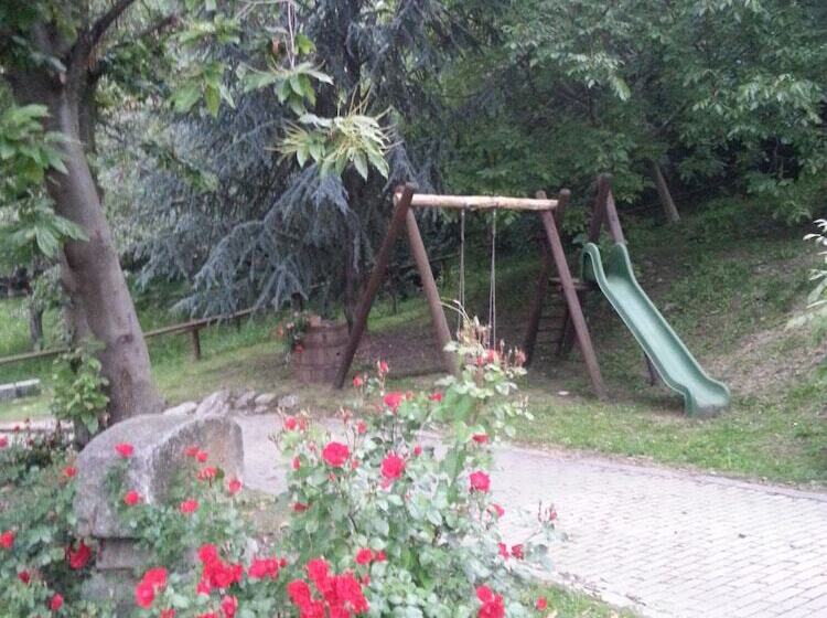 בית מלון כפרי Ristoro Saint Roch