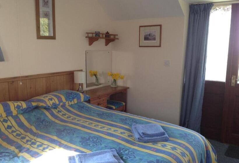 בית מלון כפרי Stable Cottages