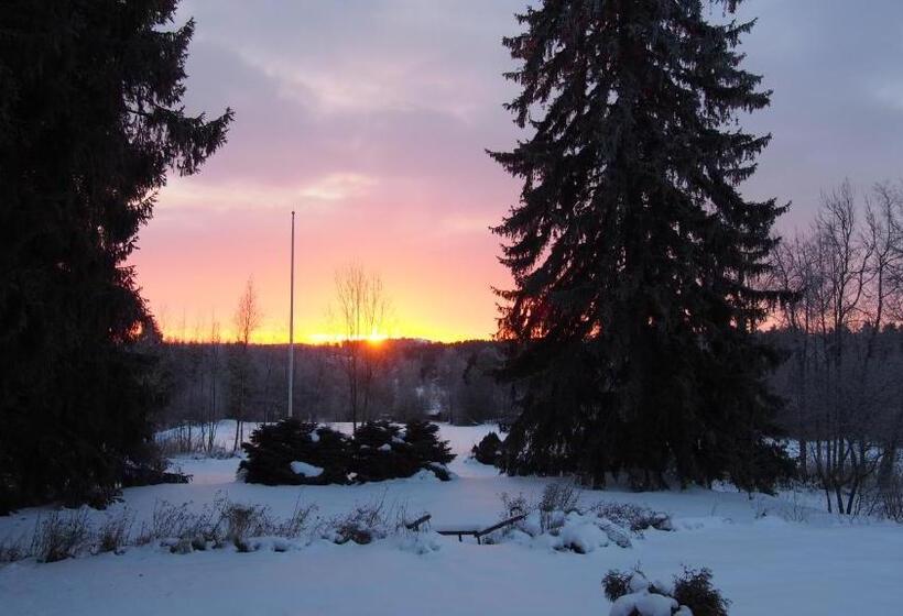 בית מלון כפרי Tiittalan Kartano