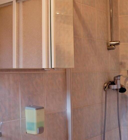 هتل Tourist Farm Mraz