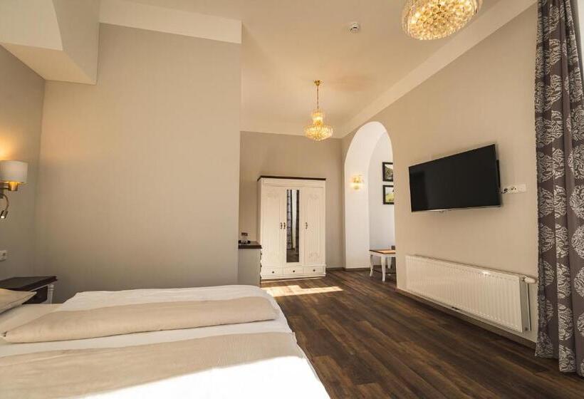 فندق Villa Bergzauber