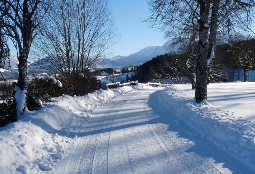 فندق Villa Bergzauber