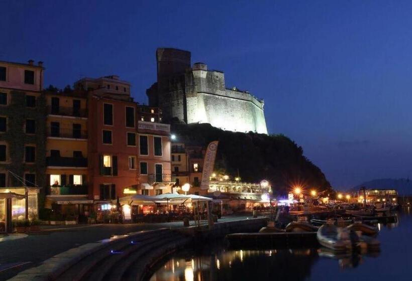 ペンション Affittacamere In Piazzetta Da Vasco