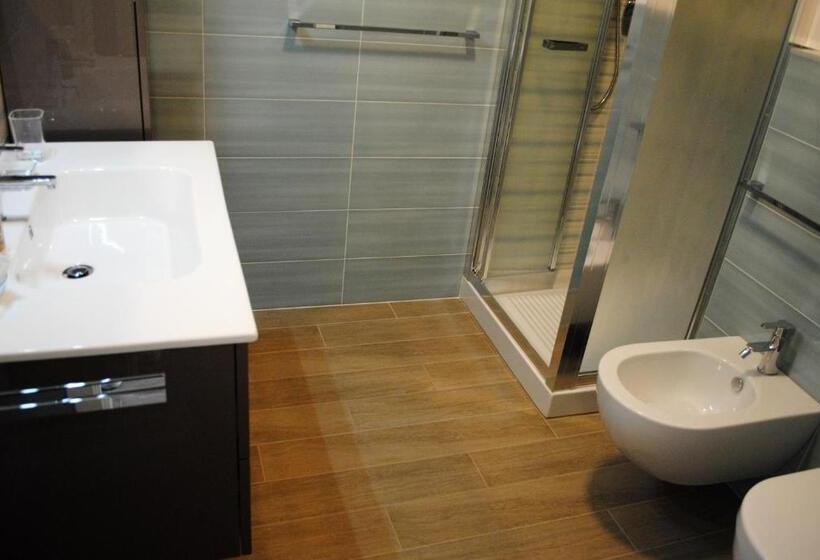 پانسیون Affittacamere Piazza Castello