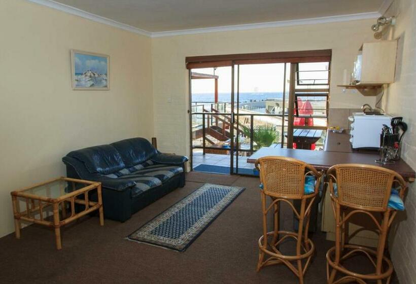 بنسيون Bikini Beach Villas