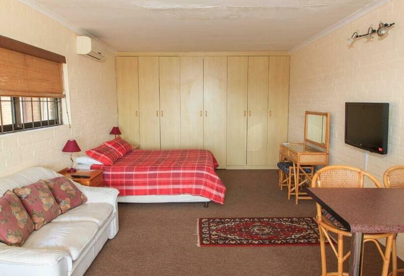 بنسيون Bikini Beach Villas