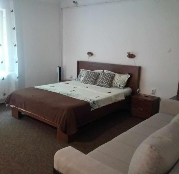 Пансион Casa Dora