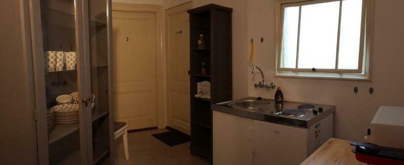 پانسیون City Lodge Stay A While