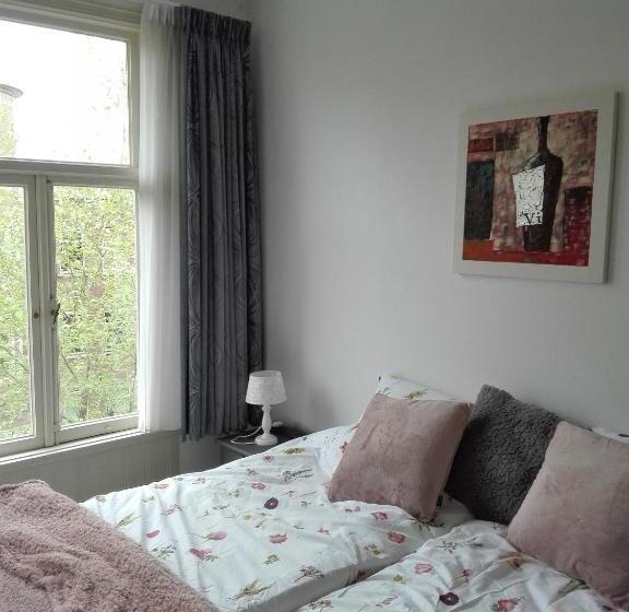 پانسیون City Lodge Stay A While