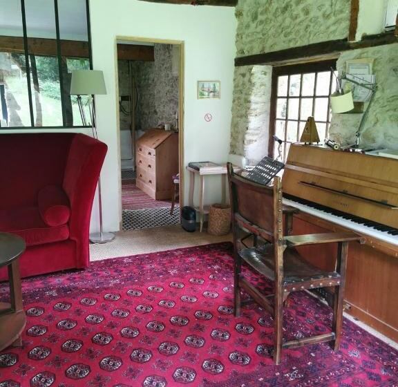 펜션 Domaine De La Folicoeur