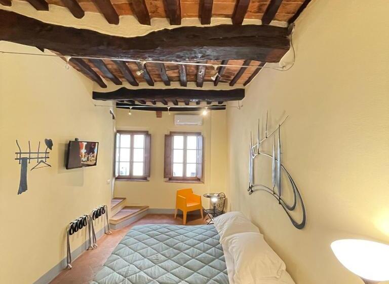 ペンション Guesthouse Via Di Gracciano   Adults Only
