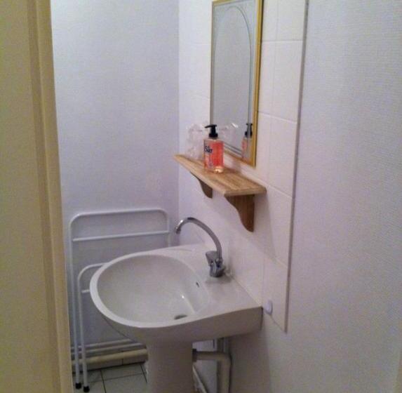 بنسيون Les Lilas Roses