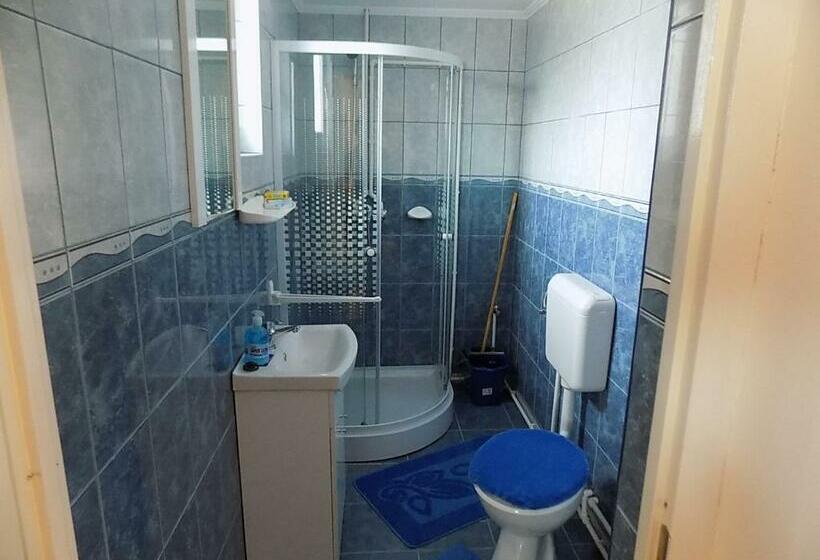 بنسيون Maksai Vendégház