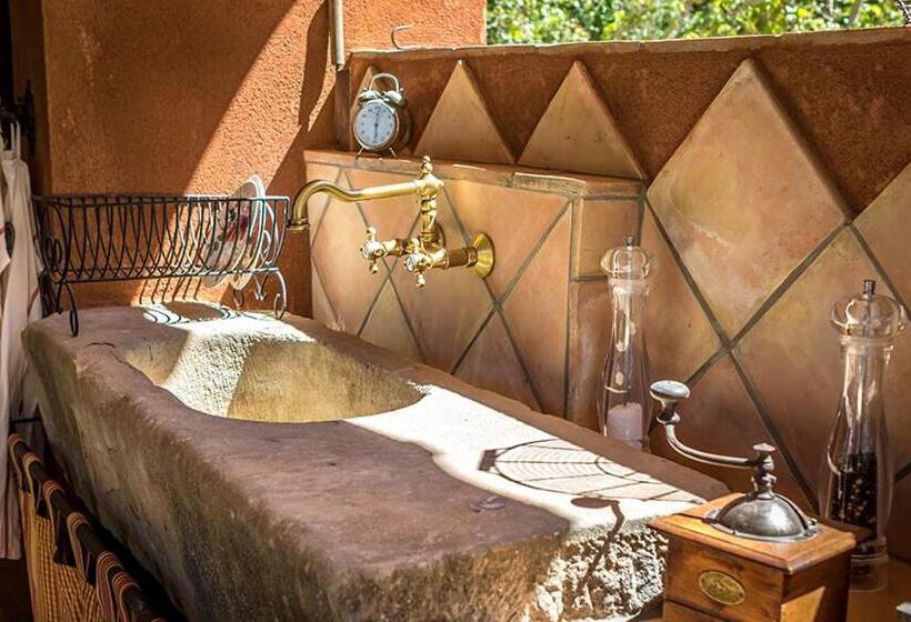 פנסיון Mas Du Cimaï