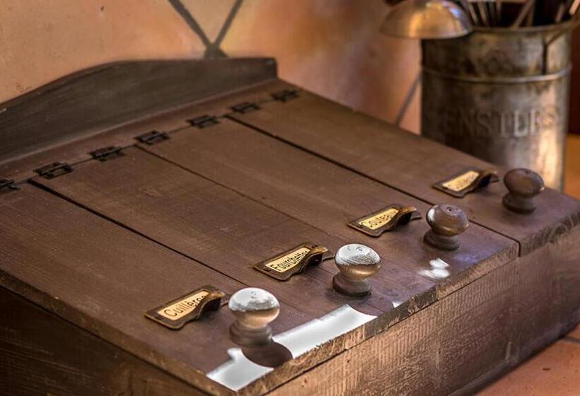 Пансион Mas Du Cimaï