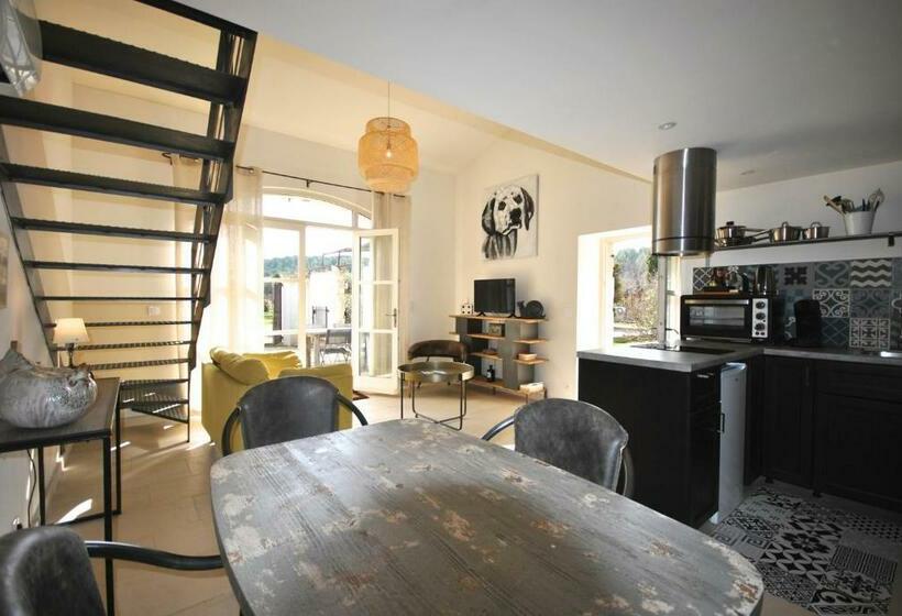 بنسيون Mas Serena