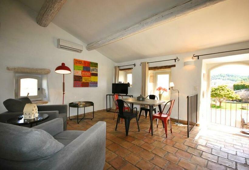 بنسيون Mas Serena