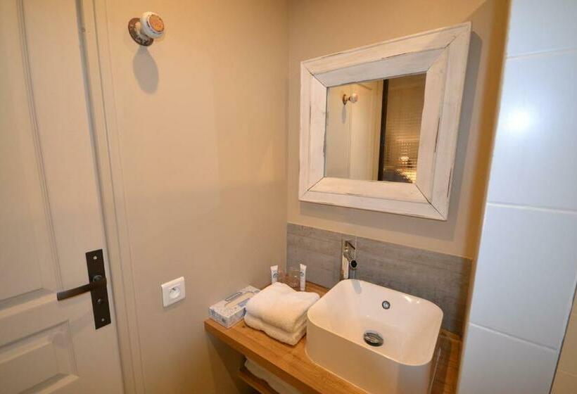 بنسيون Mas Serena