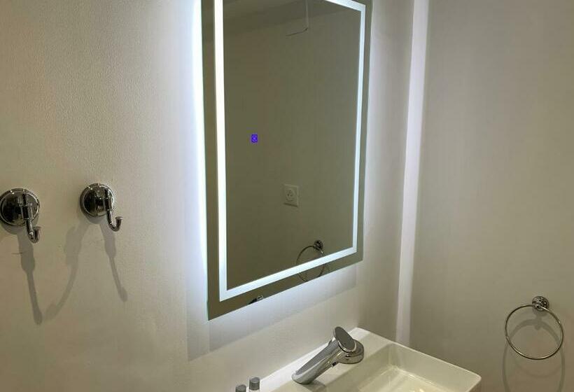 Пансион Nanterre Room