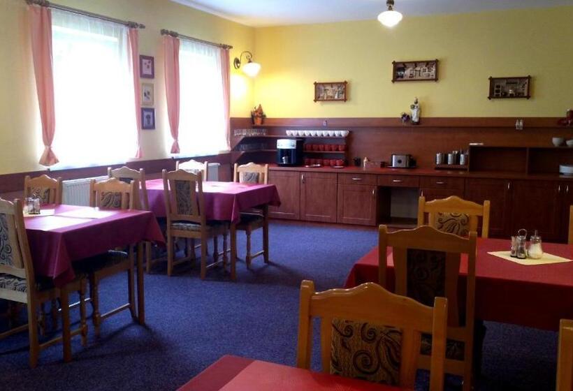 بنسيون Penzion Moravská Oáza