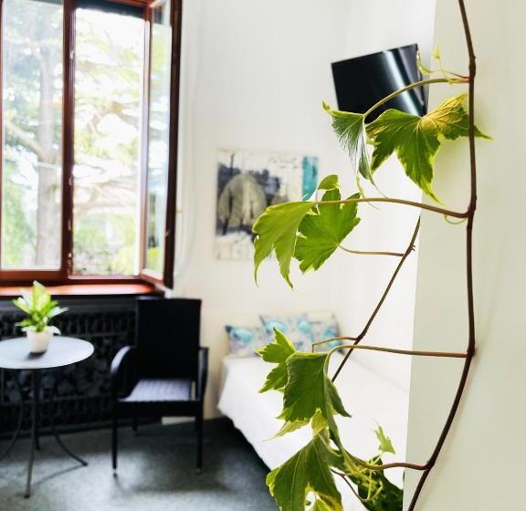 Пансион South Garda Suites