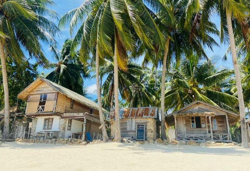 منتجع Castaway Beach Bungalows