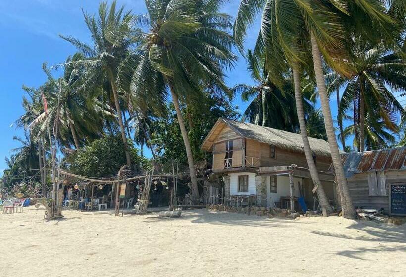 منتجع Castaway Beach Bungalows