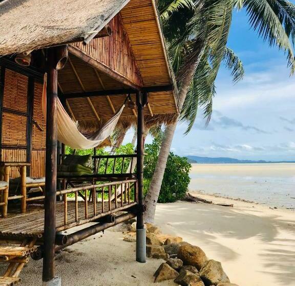 منتجع Castaway Beach Bungalows