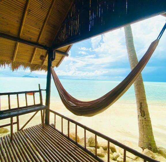 منتجع Castaway Beach Bungalows