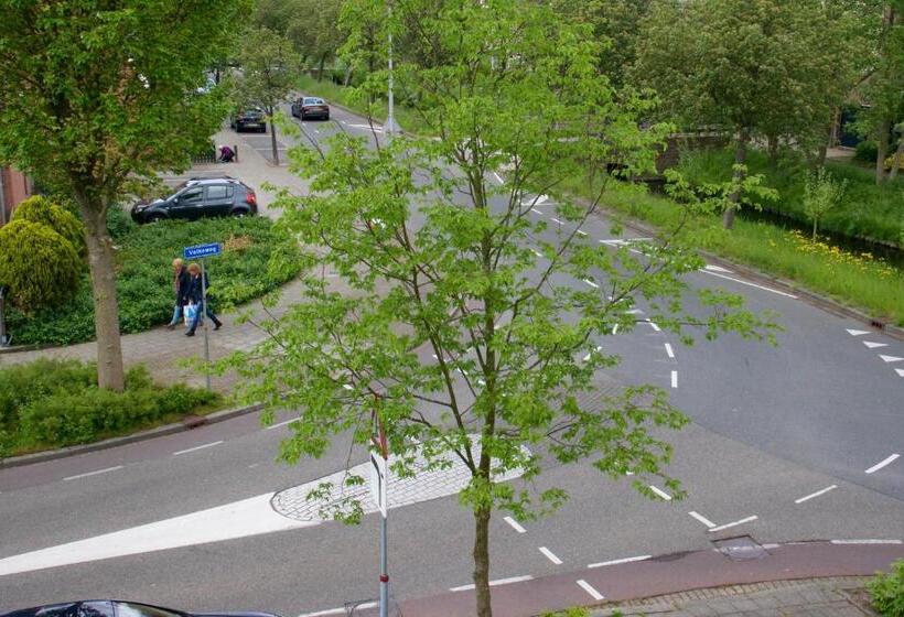 Silver Moon Bed & Breakfast