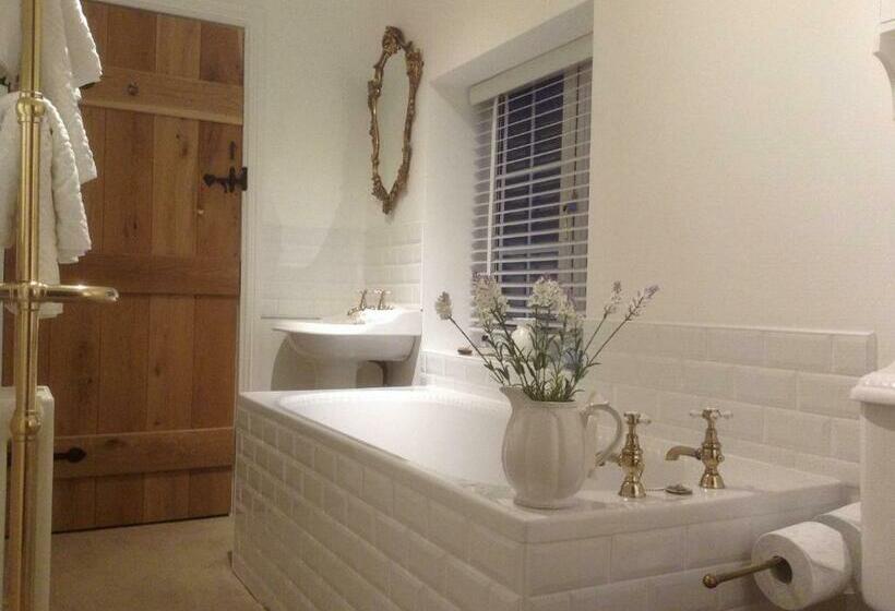 مبيت وإفطار Abbey Green Farm