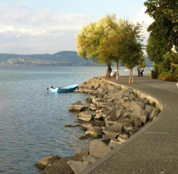 ベッドアンドブレックファースト Al Vicolo Dei Pescatori