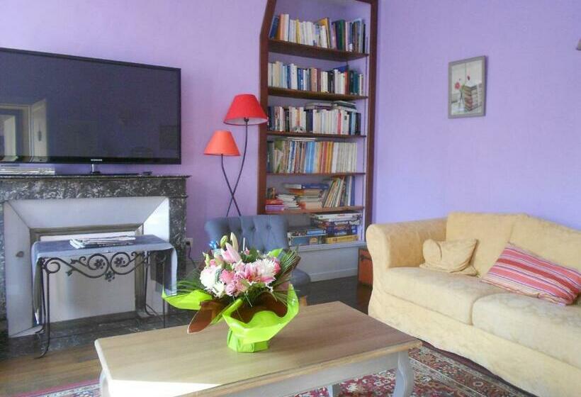 مبيت وإفطار Ambiances Chambres D  Hôtes