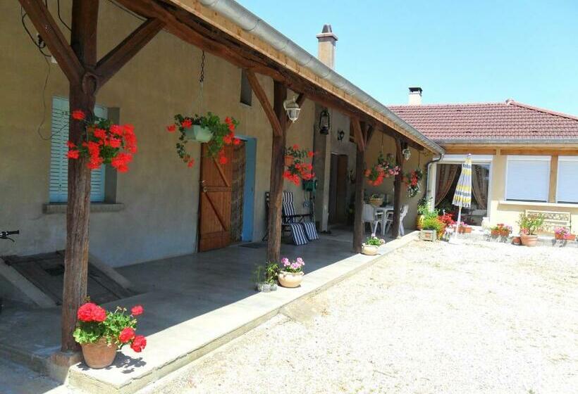 住宿加早餐  Aux Cadollines