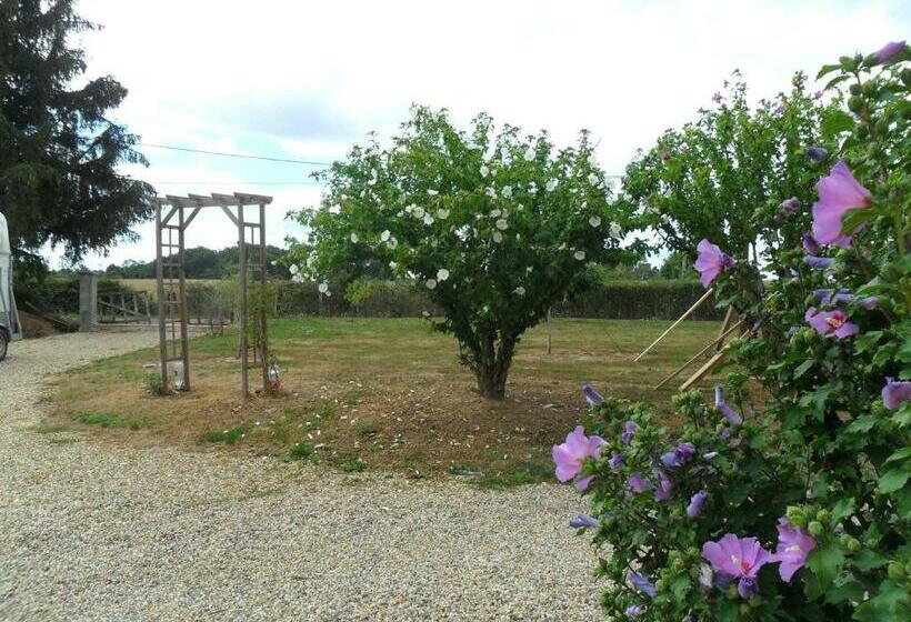 住宿加早餐  Aux Cadollines