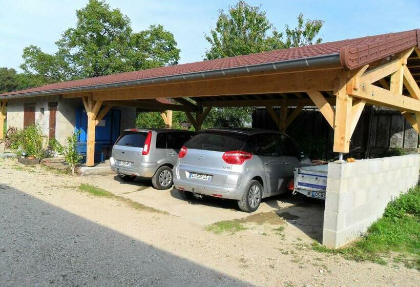 住宿加早餐  Aux Cadollines