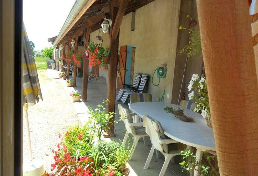 住宿加早餐  Aux Cadollines